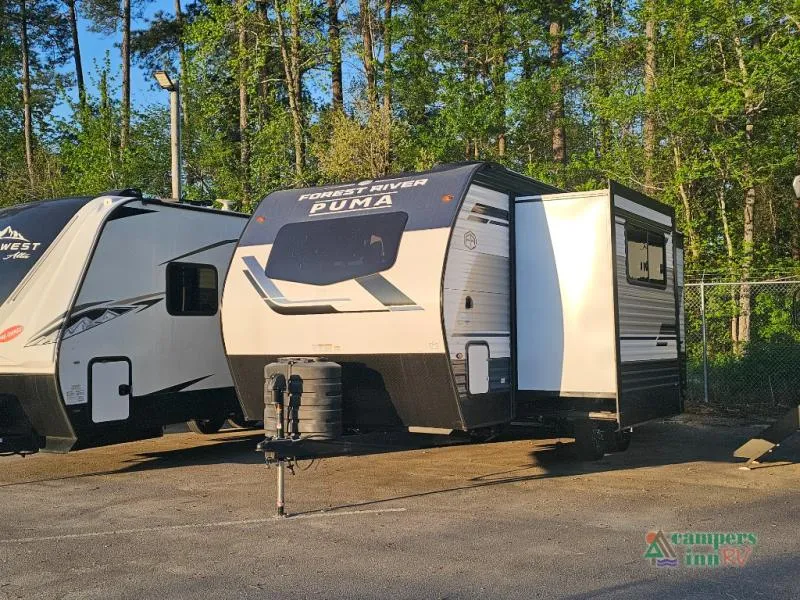 2025 Palomino Puma 22FKQ - Photo 4