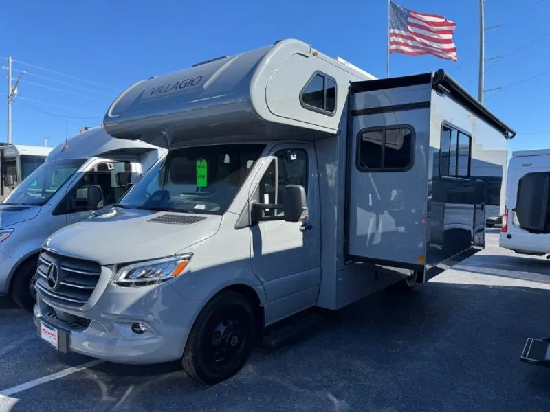 2027 Renegade Villagio 25FW - Photo 2
