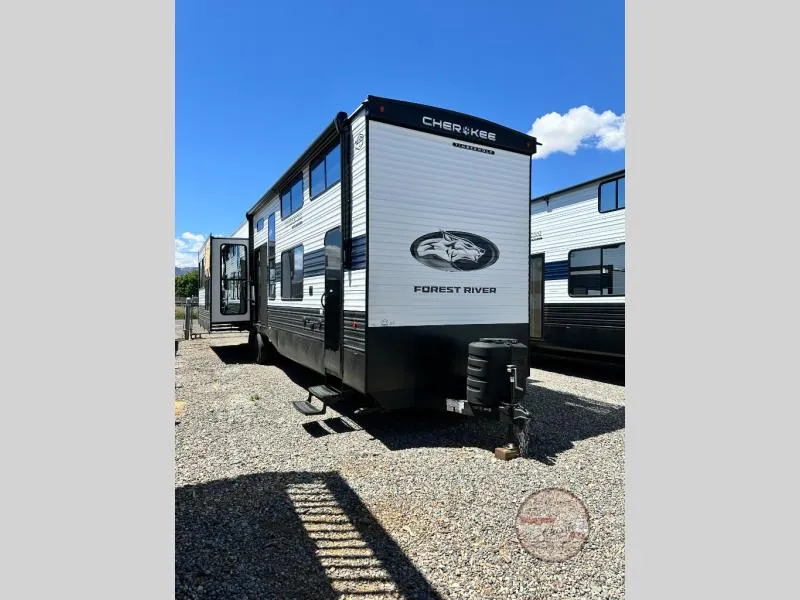 2026 Forest River Cherokee Timberwolf 39JM - Photo 2