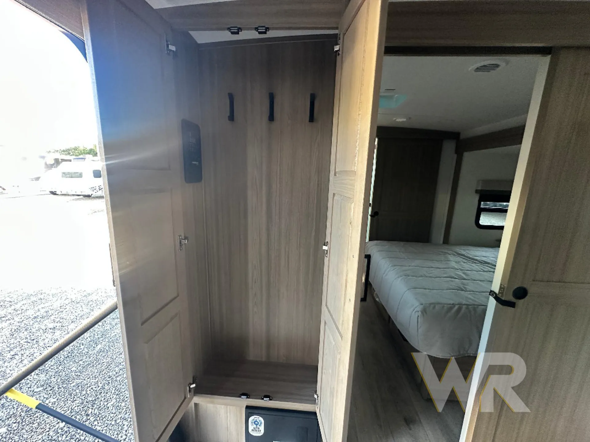 2027 Forest River Flagstaff Micro Lite 25MBR — Photo 6