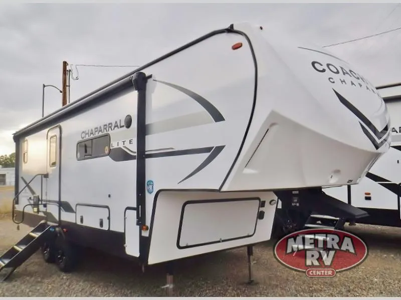 2026 Coachmen Chaparral Lite 218SE - Photo 3