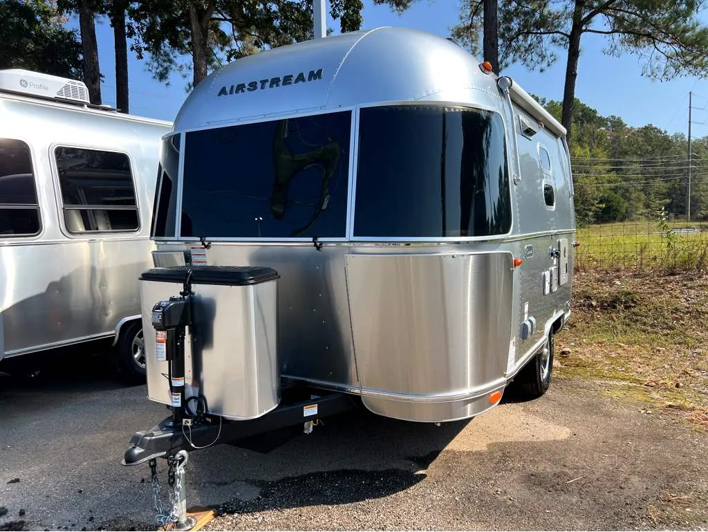 2026 Airstream Caravel 16RB - Photo 3
