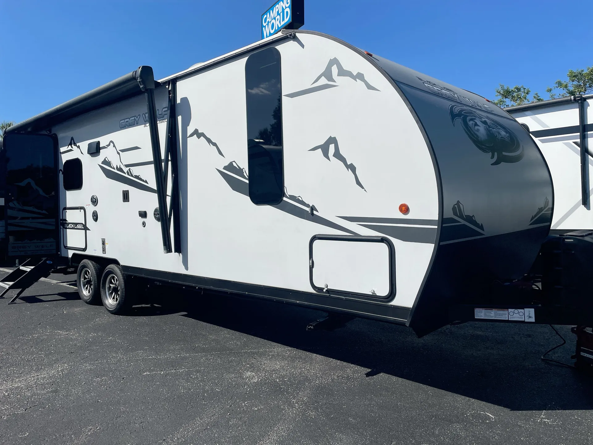 2022 Forest River Grey Wolf Black Label 23MKBL - Photo 2