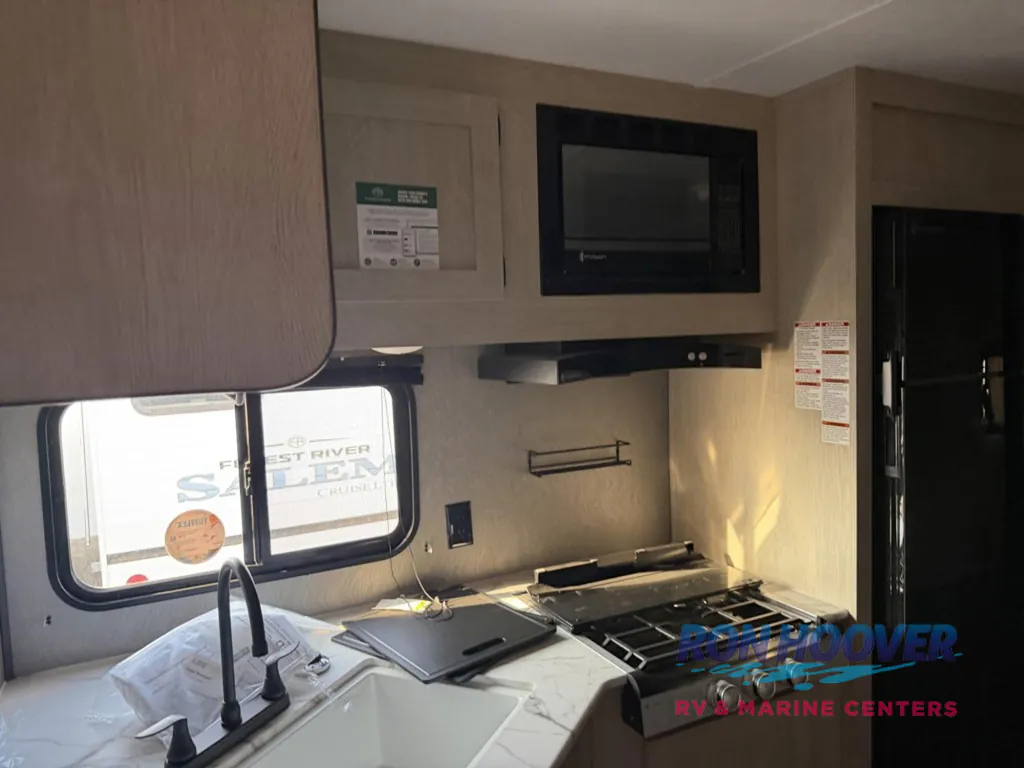 2026 Shasta RVs i-5 Edition 533BH, Photos photo 17