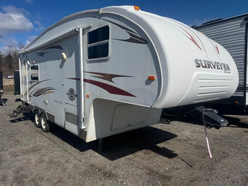 2007 Forest River RV Surveyor 241RK - Main photo