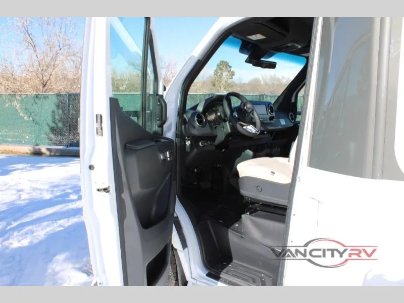 2026 Leisure Travel Unity U24TB - Photo 4