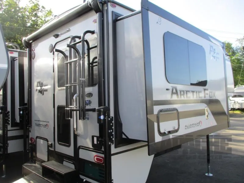 2026 Northwood Arctic Fox Camper 811 - Photo 2