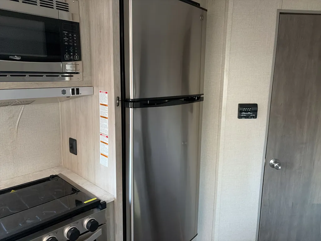 2022 Coachmen Catalina Legacy Edition 243RBS, Photos photo 8
