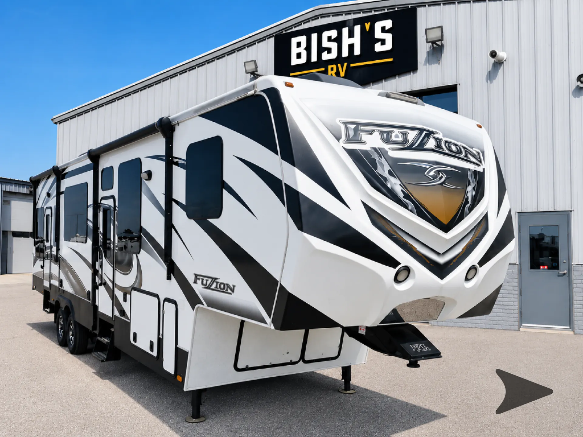 2014 Keystone Fuzion 371 - Photo 2