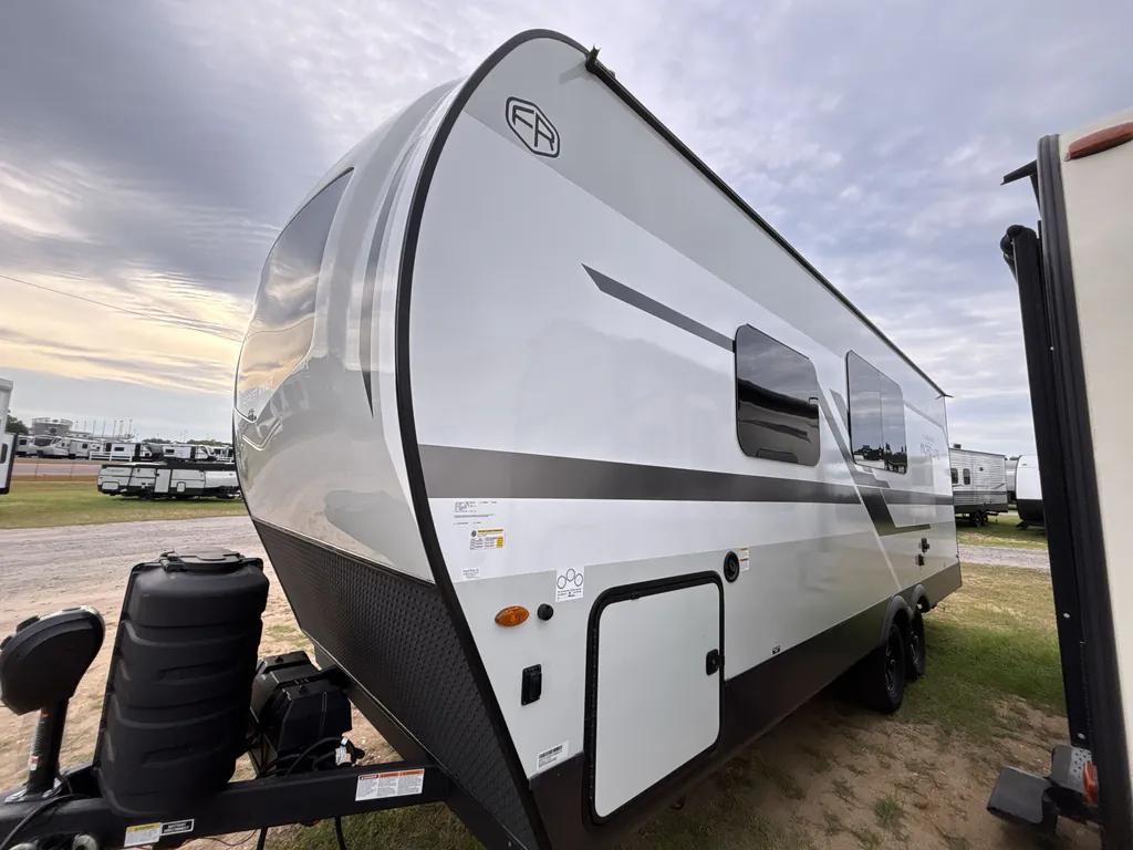 2026 Forest River Flagstaff Micro Lite 25FBT, Photos photo 5