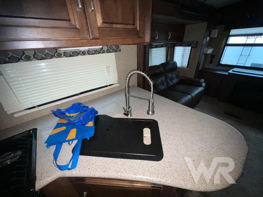 2017 Keystone Outback 298RE, Photos photo 17