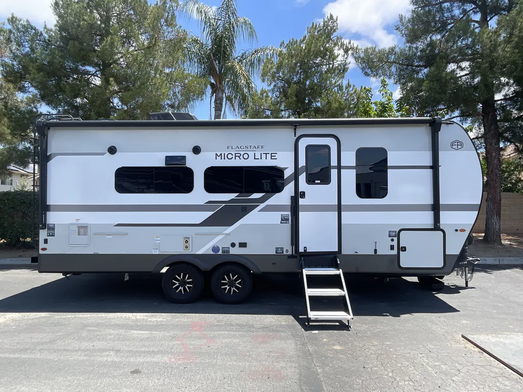 2026 Forest River Flagstaff Micro Lite 25FBT, Photos photo 5
