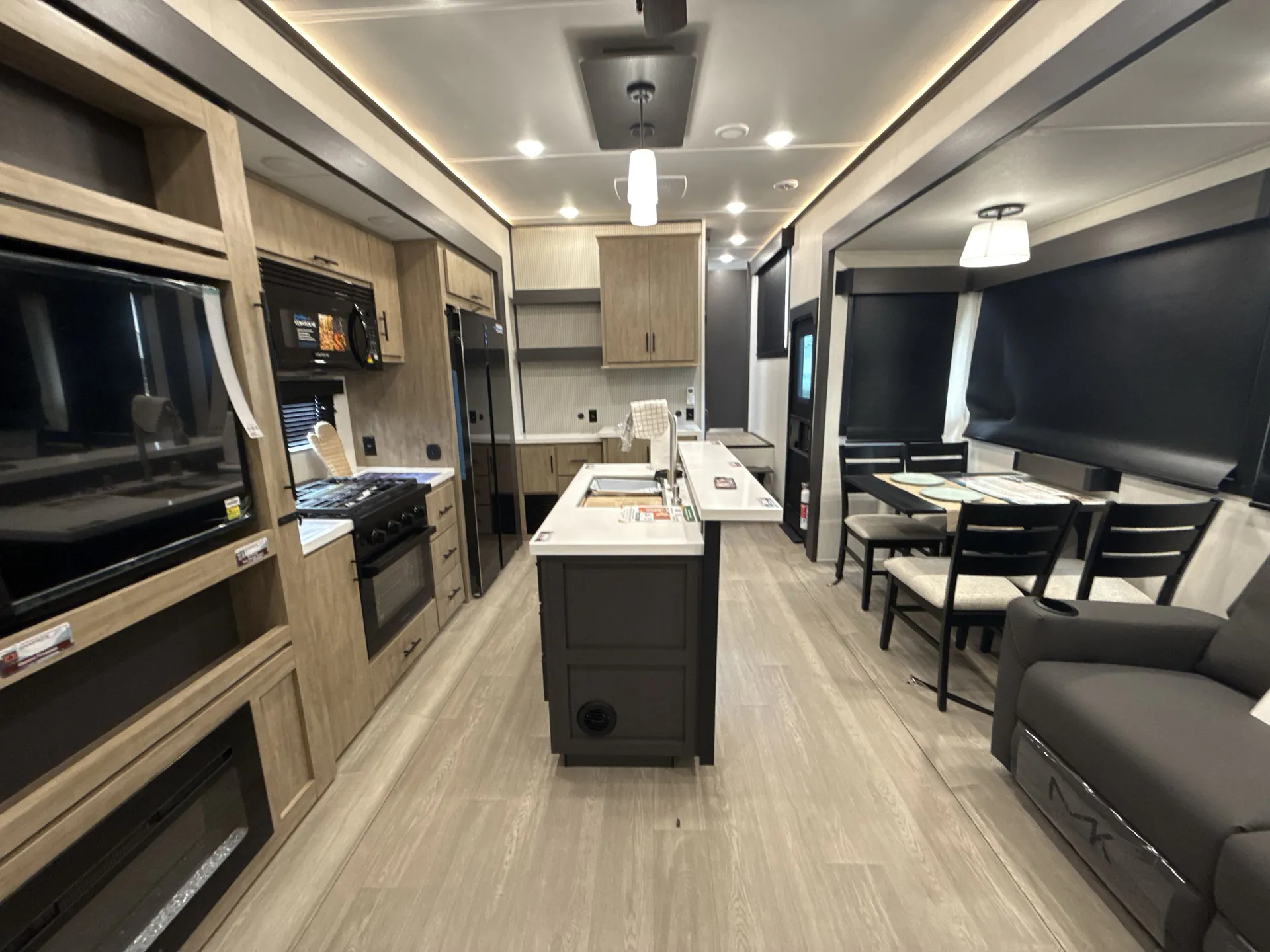 2026 Forest River Campsite Elite 32BAM — living area main