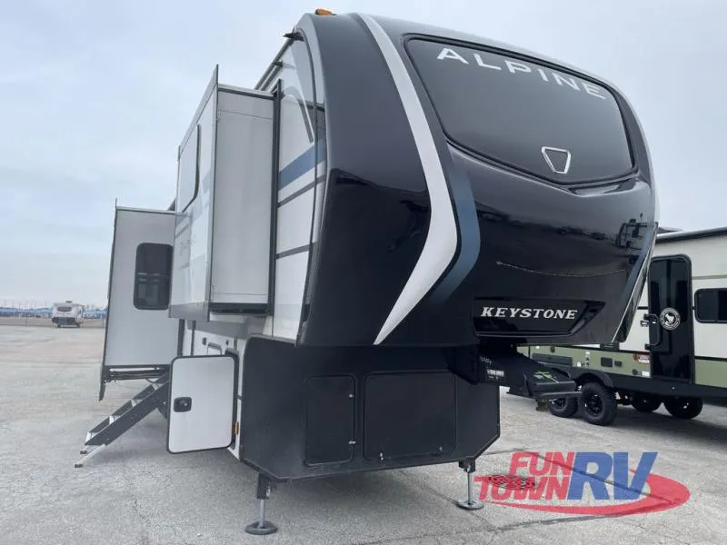 2026 Keystone Alpine 3820FK - Photo 3