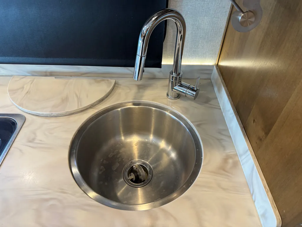 2019 Tiffin Wayfarer 24 FW, Photos photo 7