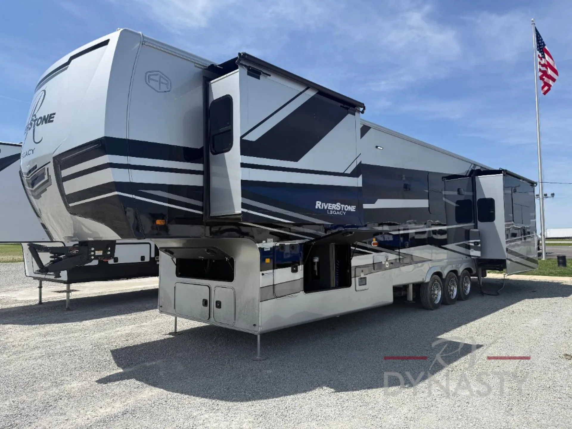 2026 Forest River RiverStone 420RE - Photo 4