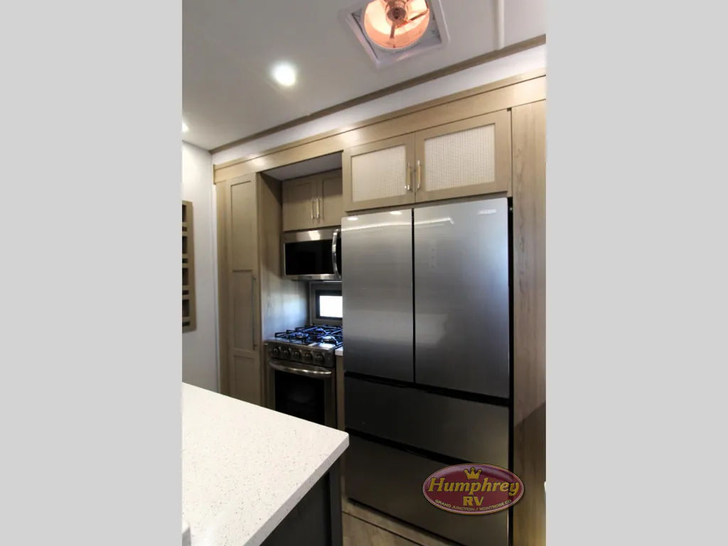 2025 Keystone Raptor 415, Photos photo 16