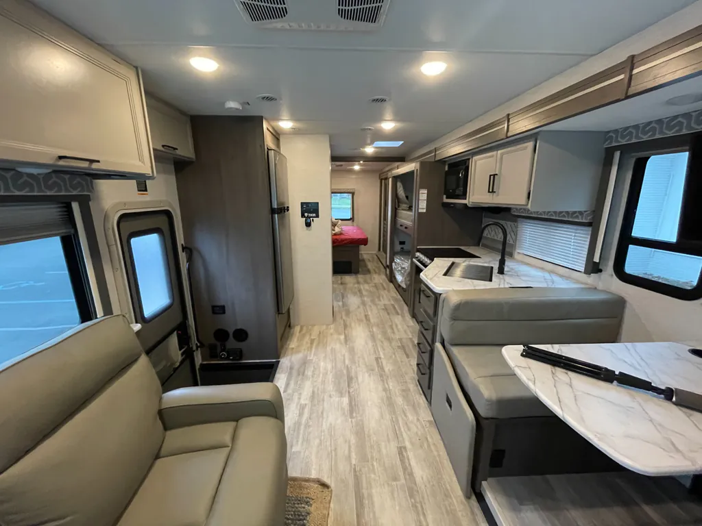 2024 Thor Motor Coach Freedom Traveler A32, Photos photo 2