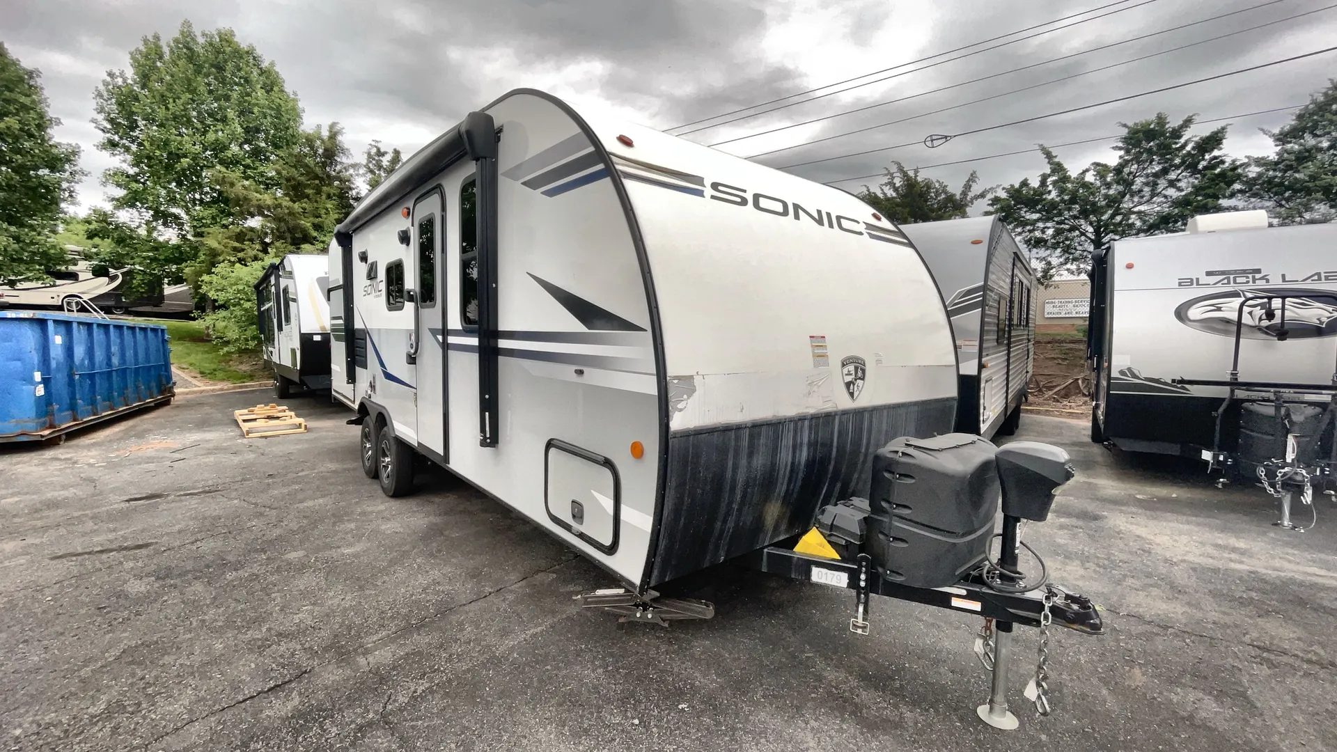 2021 Venture Rv Sonic 220VRB - Main photo