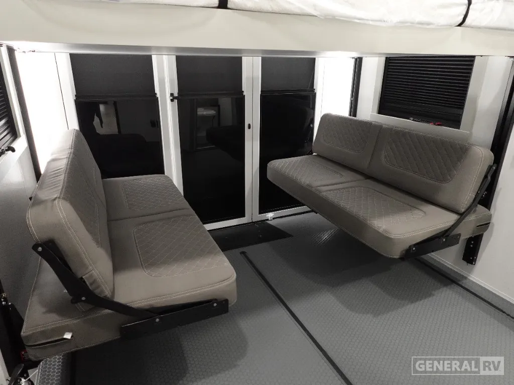 2026 Brinkley Model G 4100, Photos photo 42