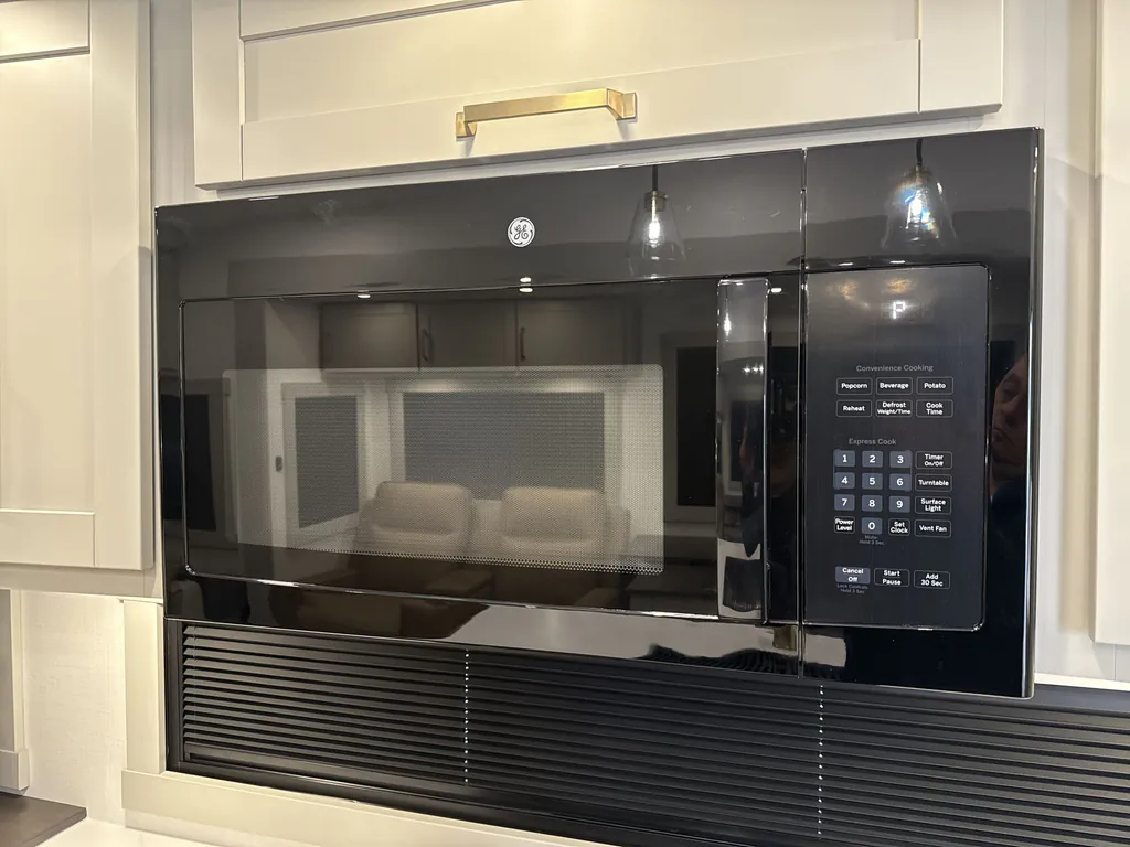 2026 Brinkley Model Z 3600, Photos photo 32