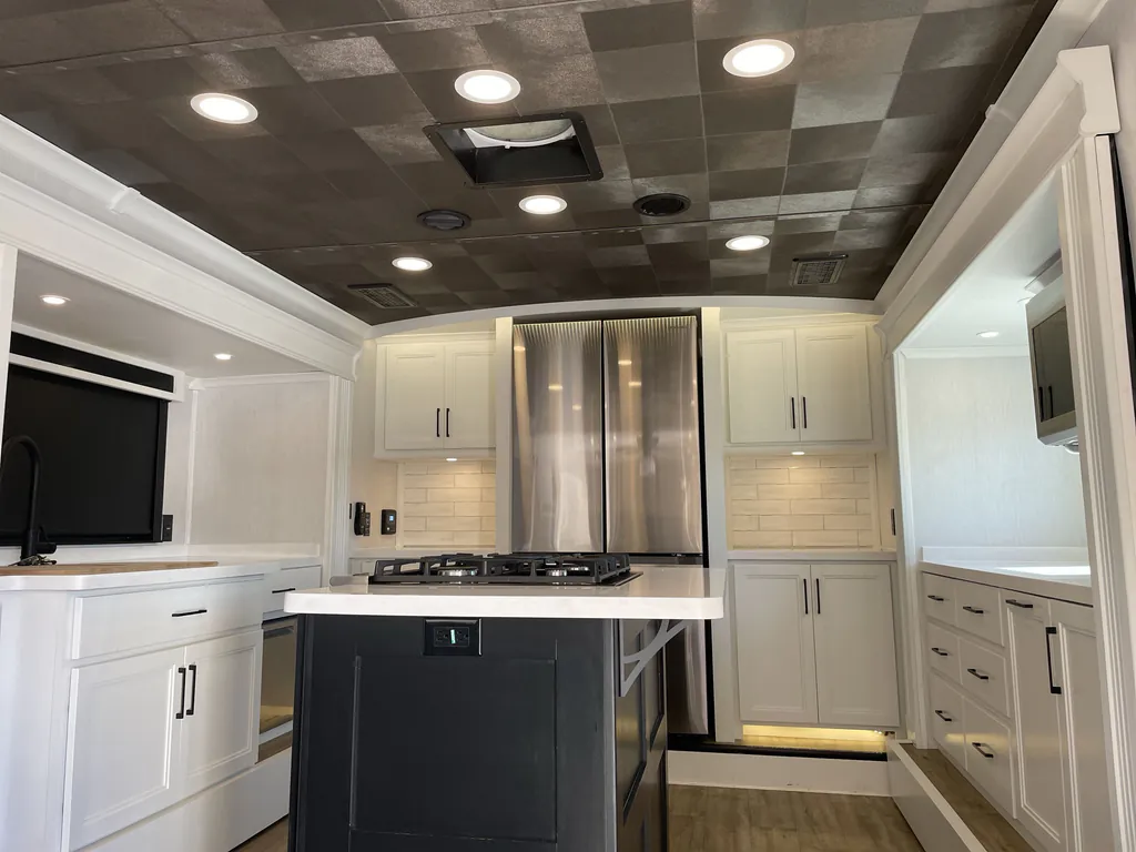 2023 Forest River RiverStone 391FSK, Photos photo 3