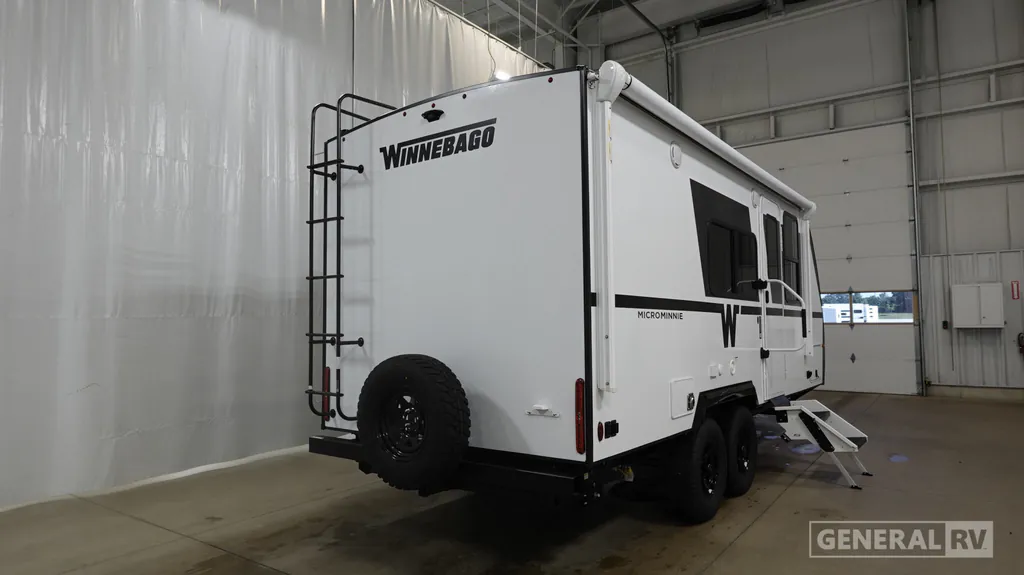 2027 Winnebago Micro Minnie 2108DS, Photos photo 7