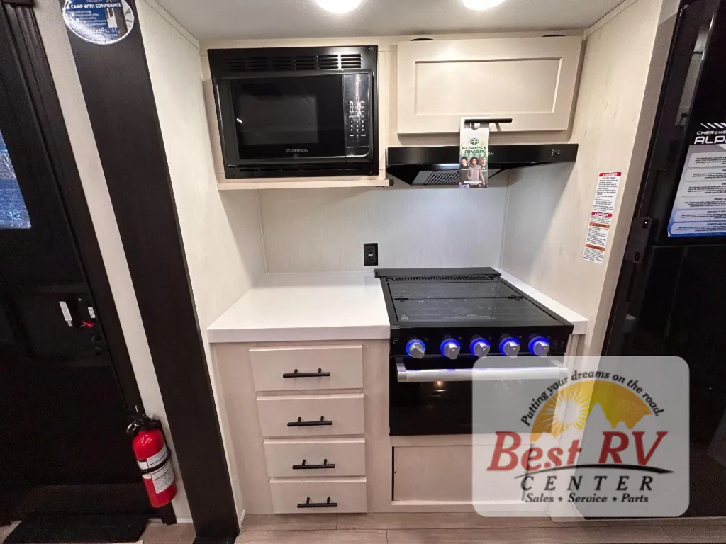 2026 Forest River Cherokee Alpha Wolf 33BH, Photos photo 36