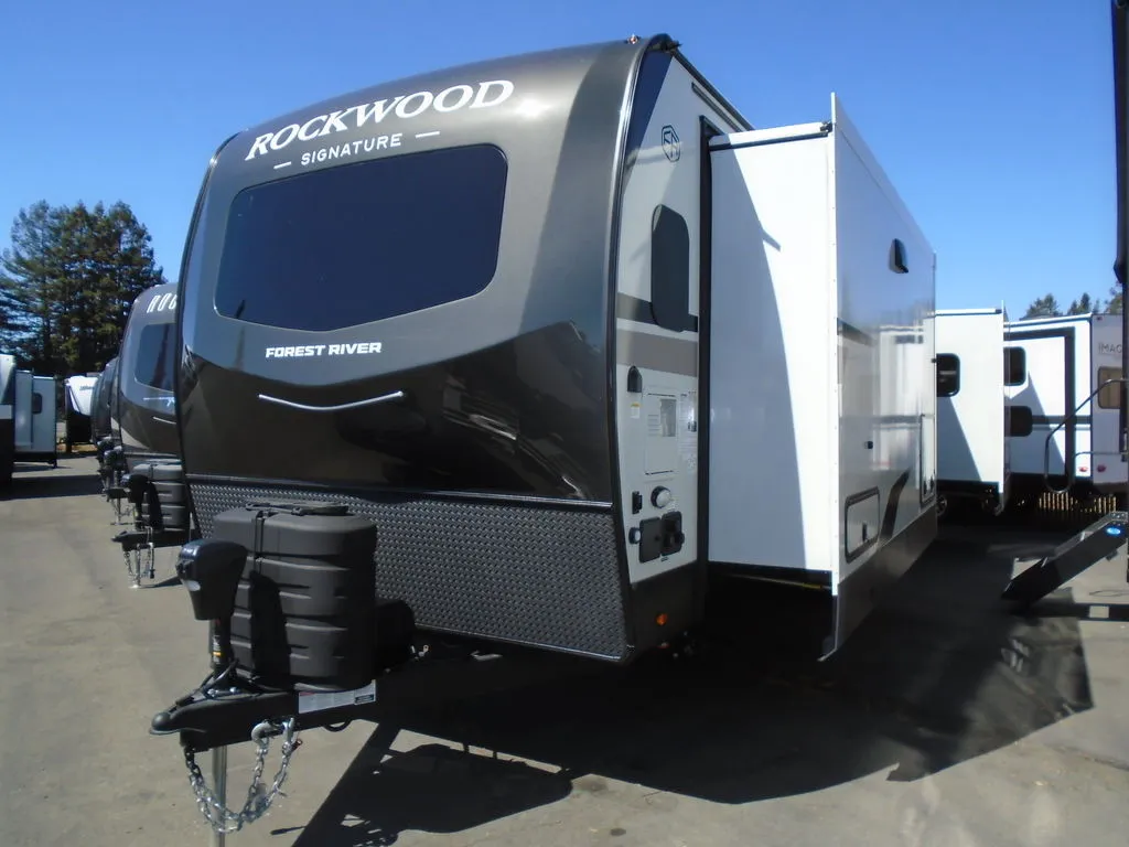 2026 Forest River Rockwood Signature 8339FK - Photo 2