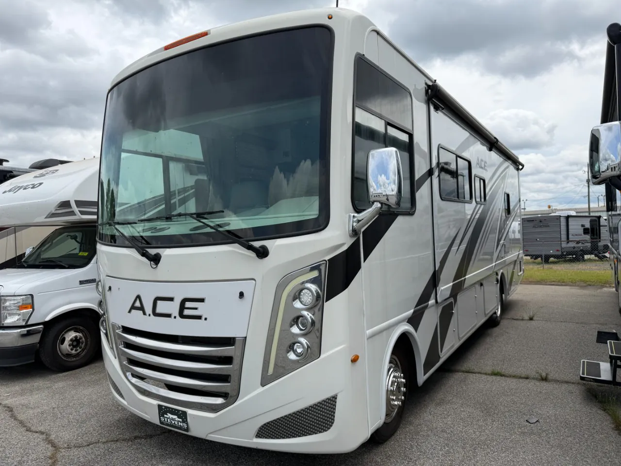 2024 Thor Motor Coach ACE 29D - Photo 3