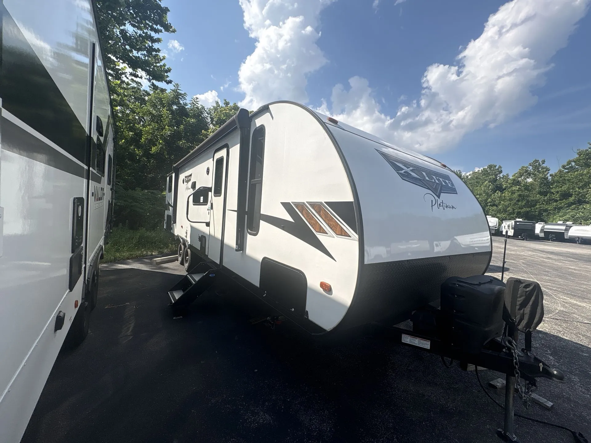 2023 Forest River Wildwood X-Lite 273QBXL - Photo 2