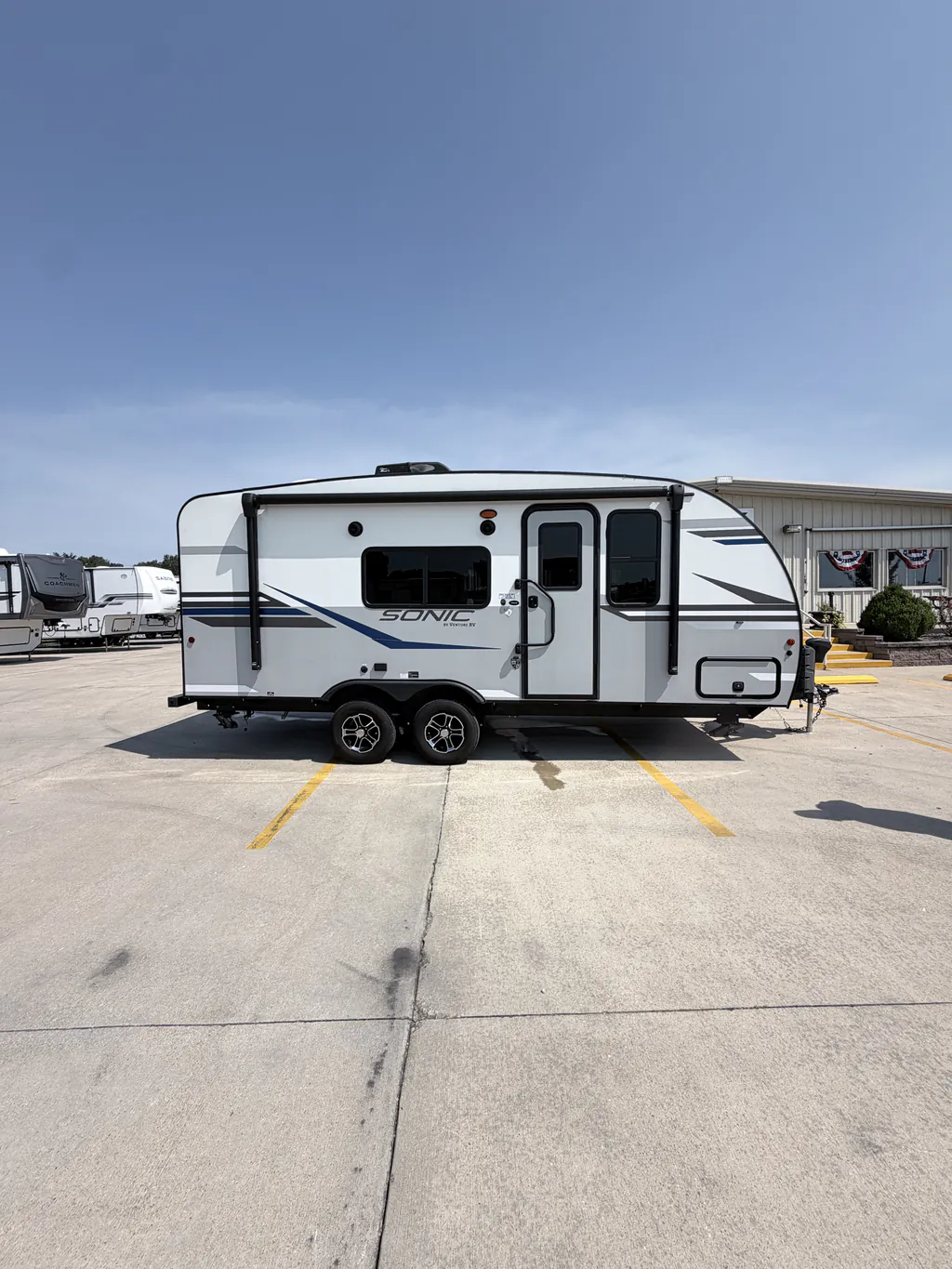 2021 Venture RV Sonic SN190VRB, Photos photo 2