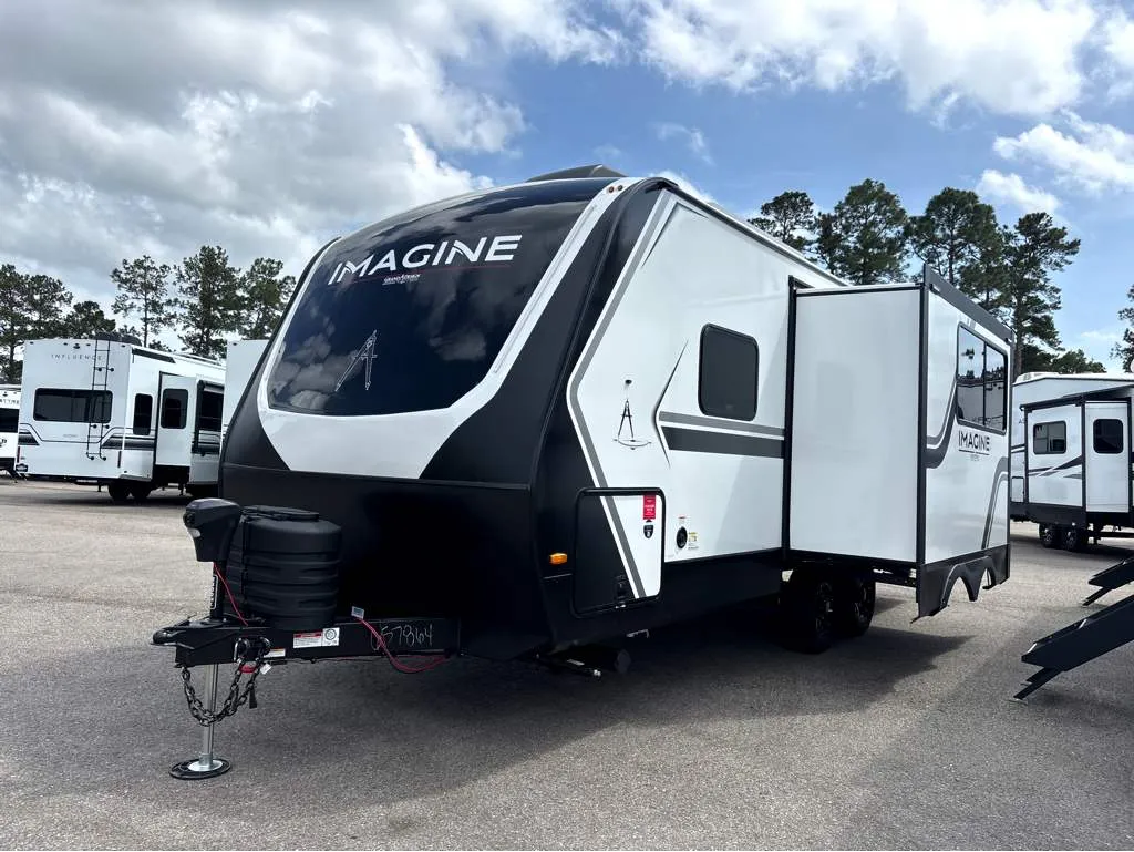 2026 Grand Design Imagine 2300MK - Photo 4