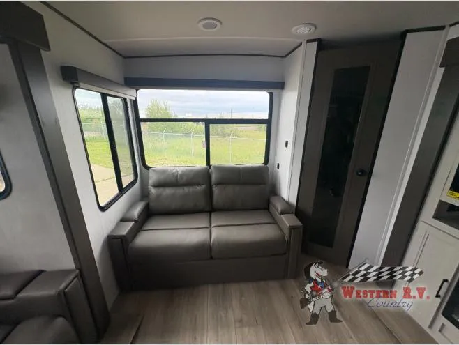 2027 Coachmen RV Urban 2975RL - Photo 3