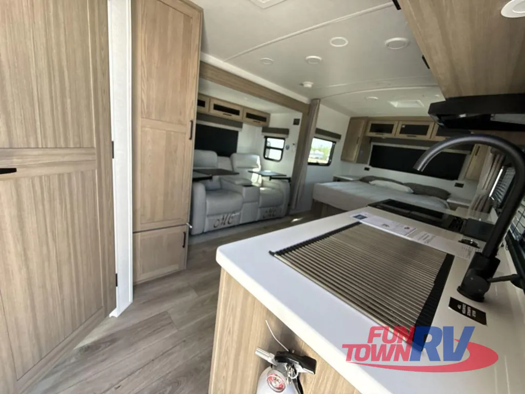 2027 Forest River Rockwood Mini Lite 2205S, Photos photo 7