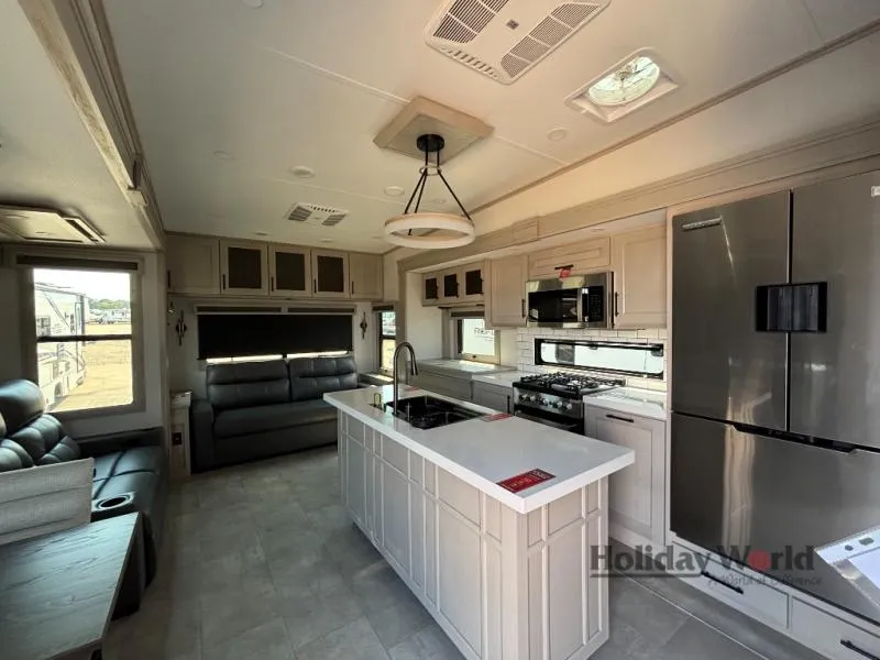 2026 Grand Design Solitude 310GK - Photo 4