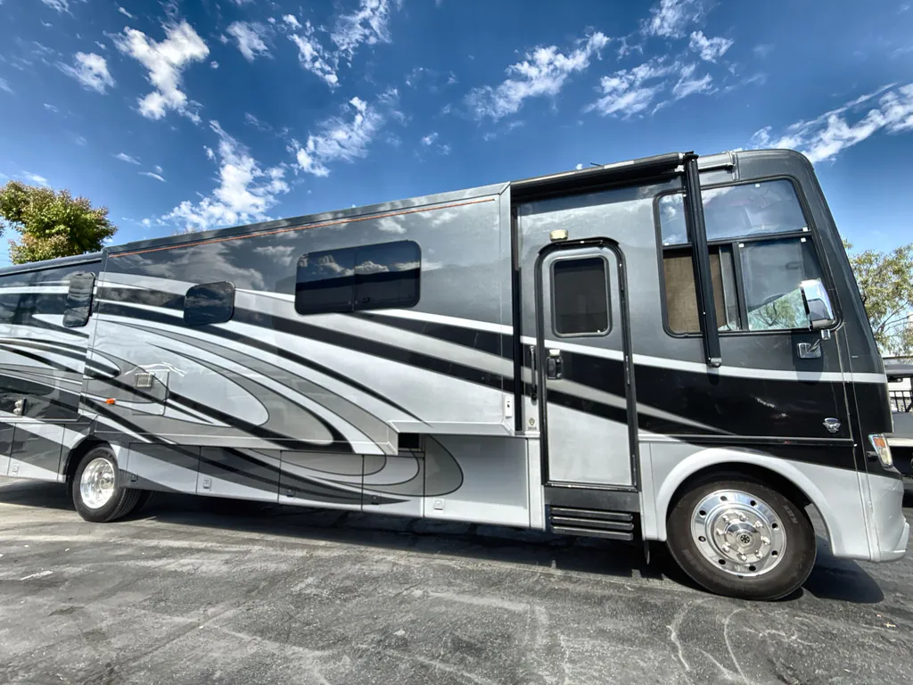 2016 Newmar Canyon Star 3914, Photos photo 23