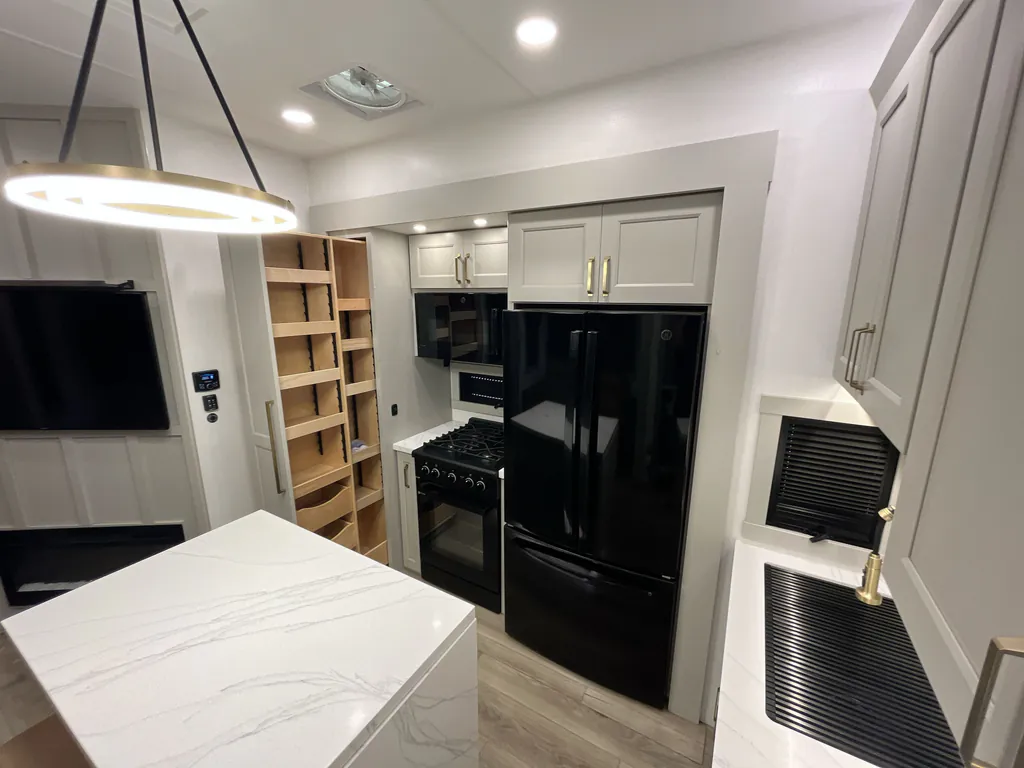 2024 Brinkley Model G 3500, Photos photo 12