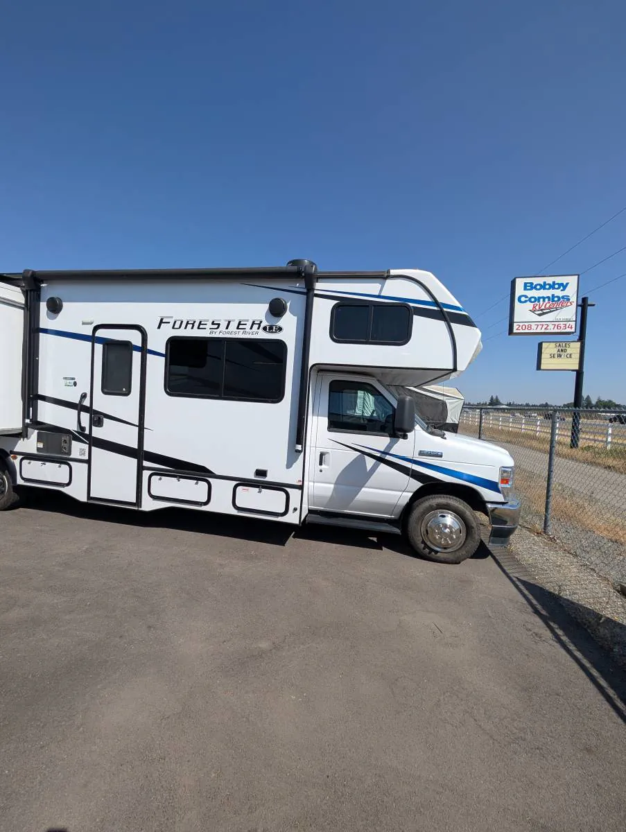 2023 Forest River Forester 3251DSLE - Photo 2