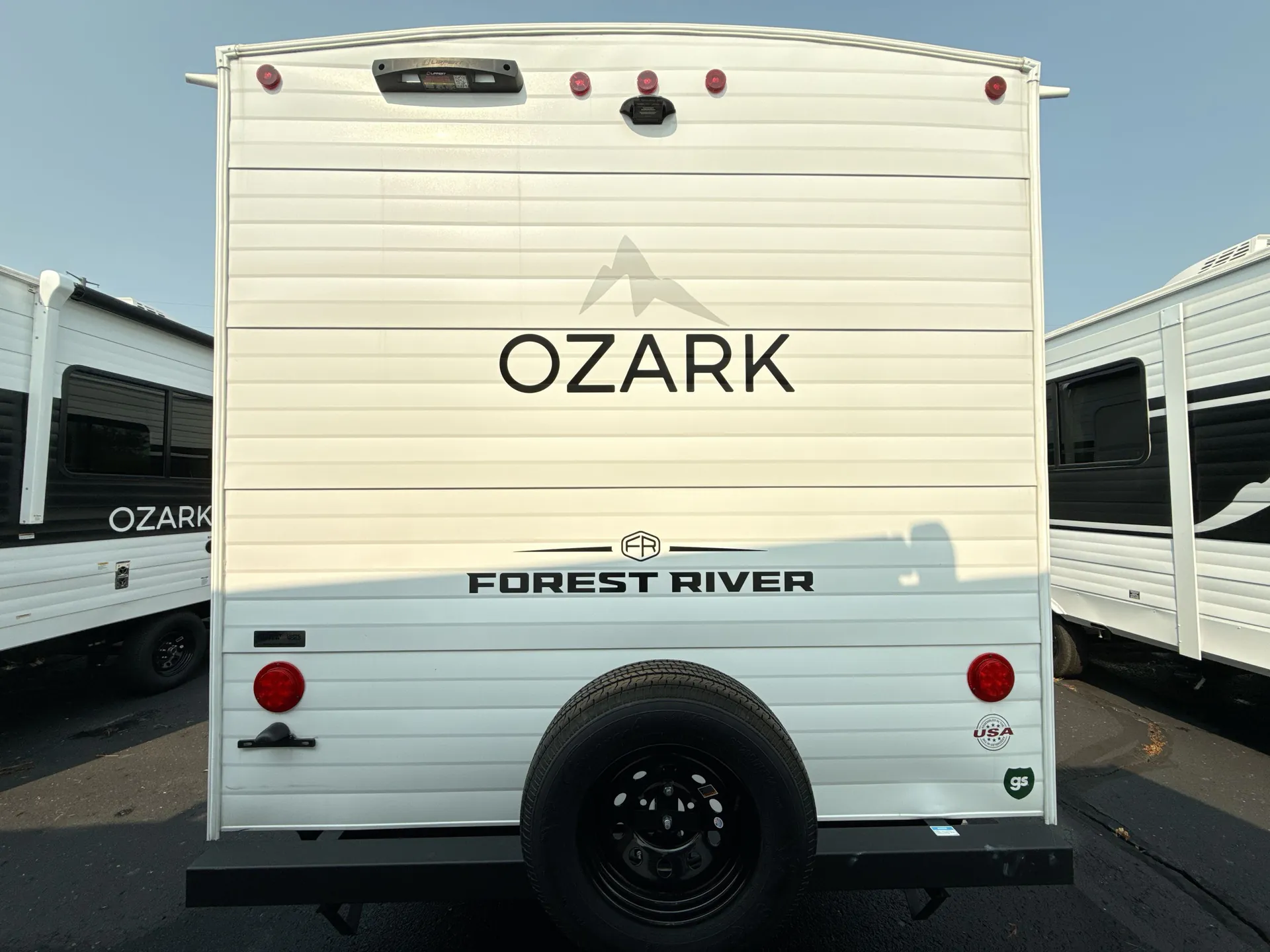 2026 Forest River Ozark 2400BHLE — off campside