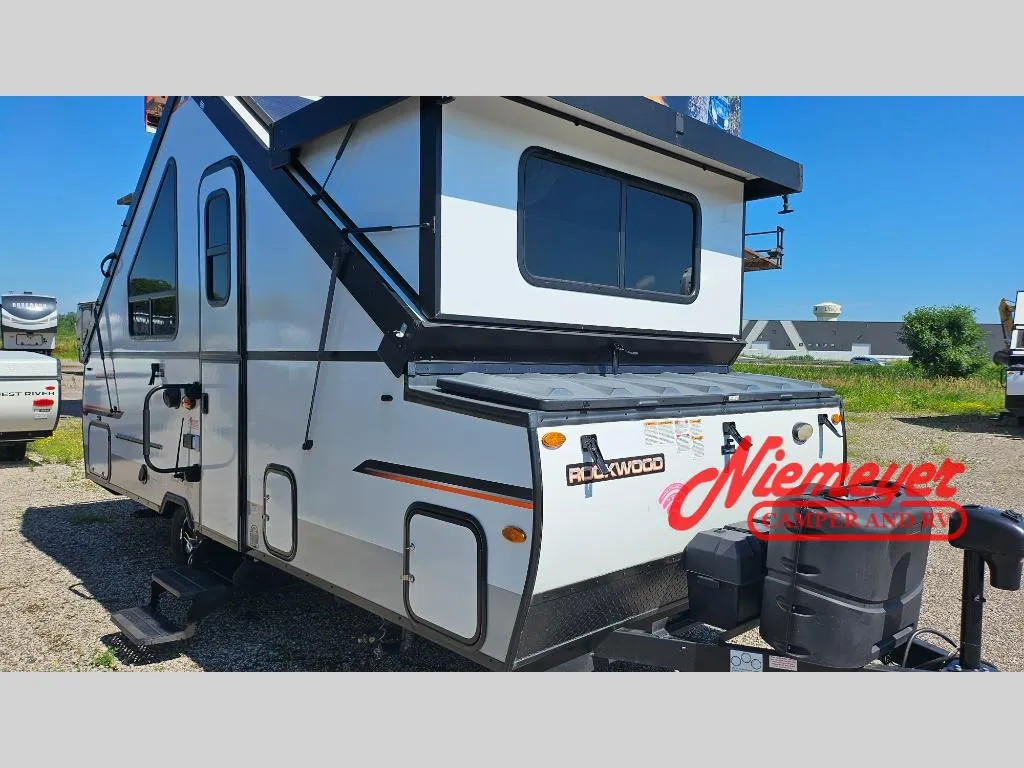 2023 Forest River RV Rockwood Hard Side High Wall Series 214HW - Photo 3