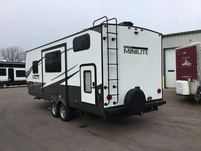 2025 Forest River Rockwood Mini Lite 2520BH - Photo 4