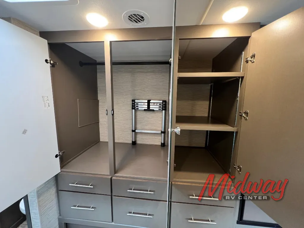 2023 Thor Motor Coach Axis 24.3, Photos photo 37