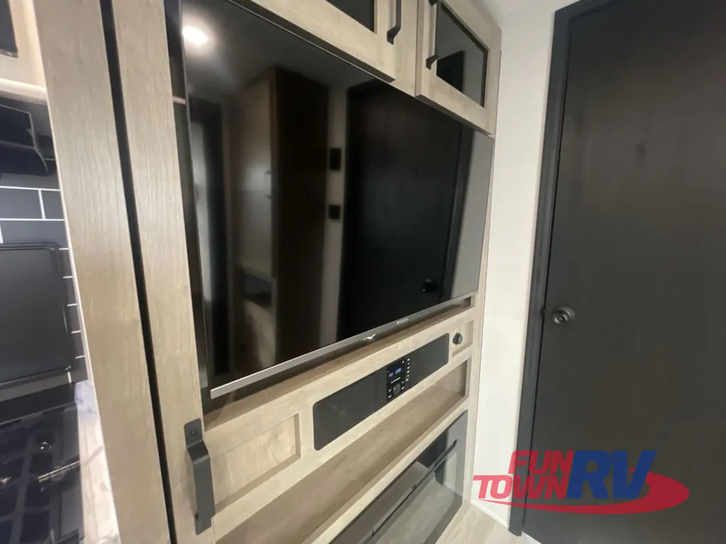 2026 Forest River Solaire 2420RBS, Photos photo 26