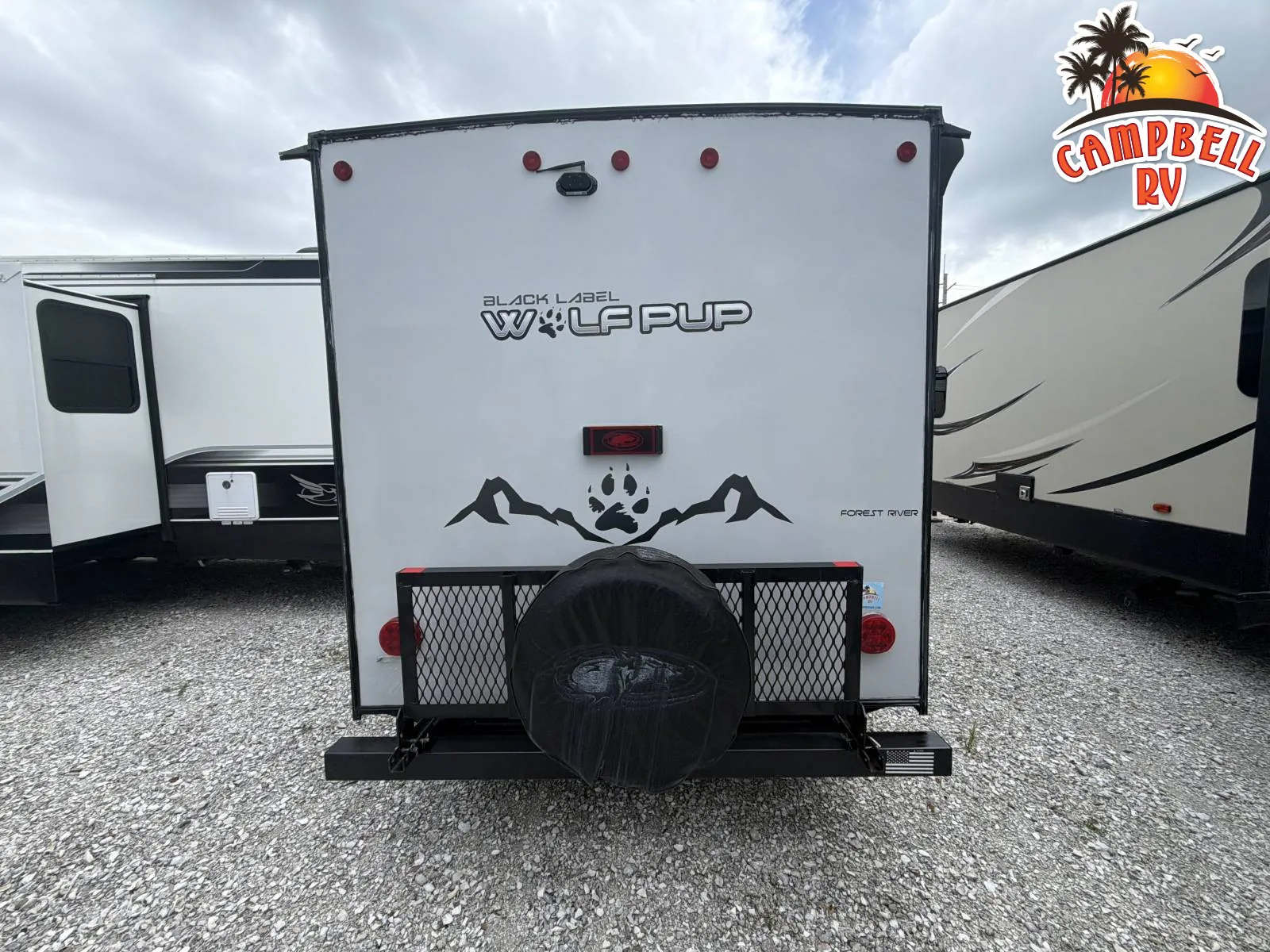 2022 Forest River Cherokee Wolf Pup 16FQ — Photo 6