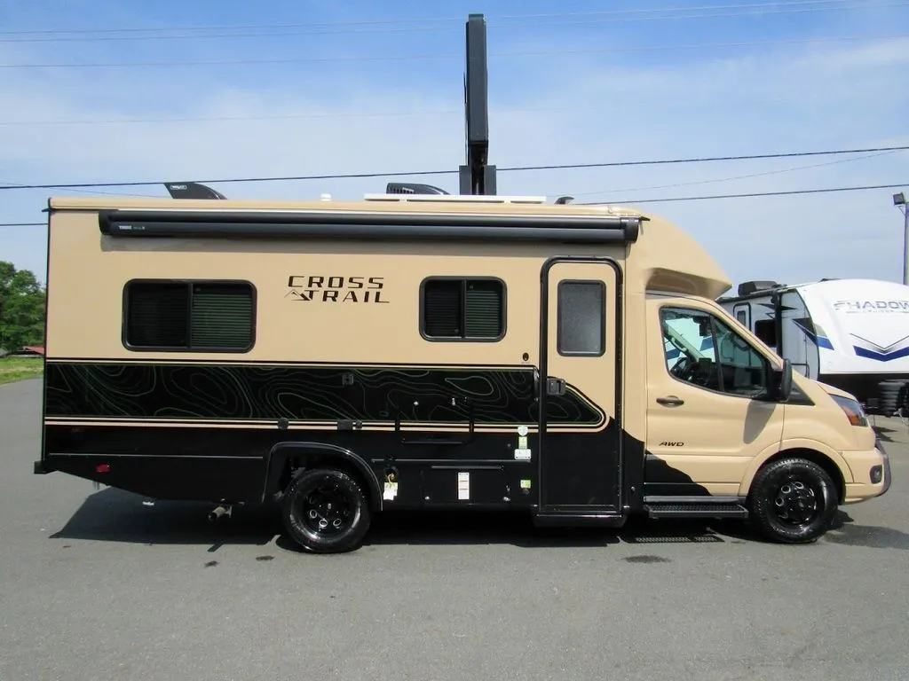 2025 Coachmen Cross Trail 21XG - Photo 2