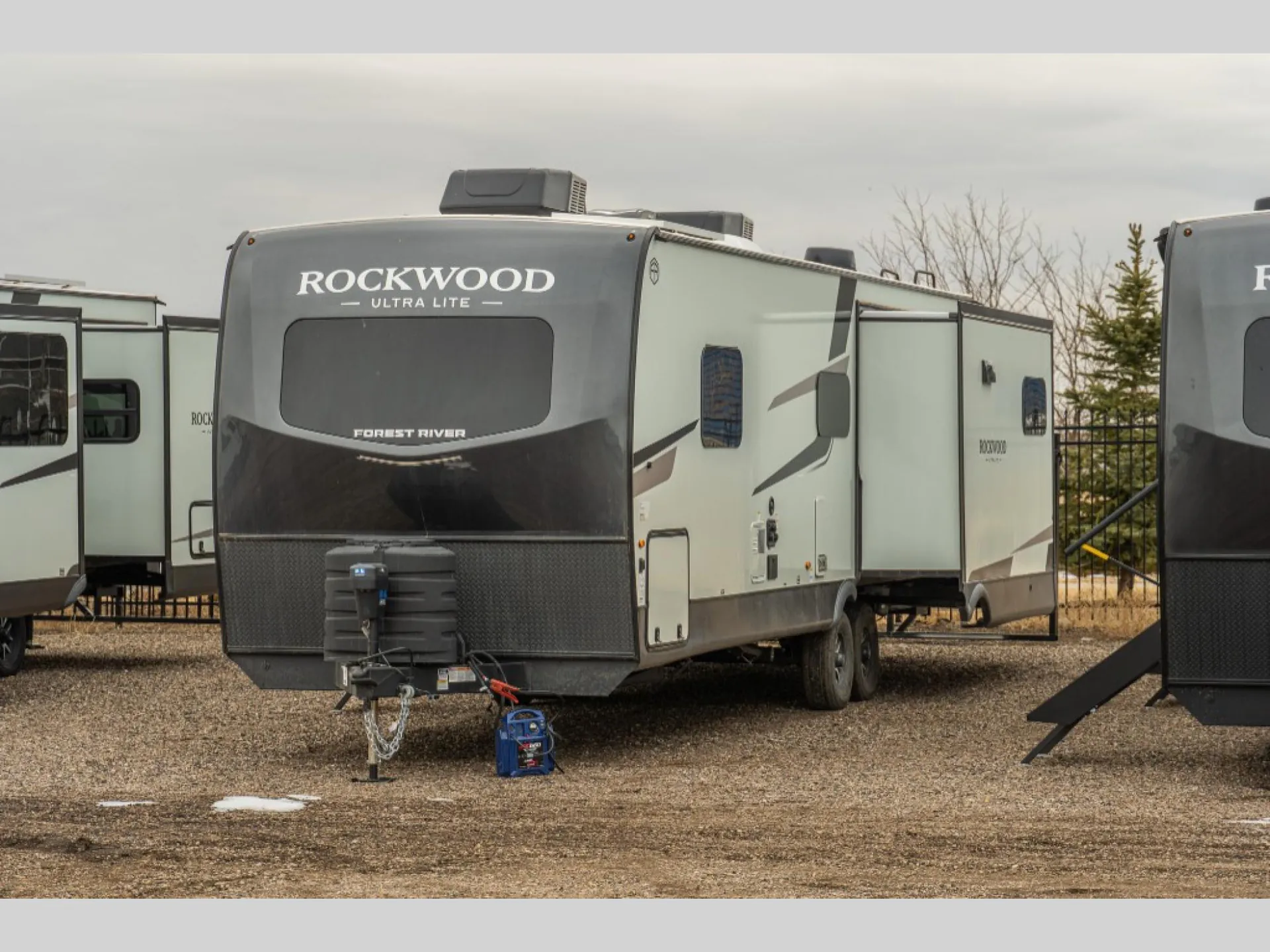 2026 Forest River Rockwood Ultra Lite 2908SRL - Photo 3
