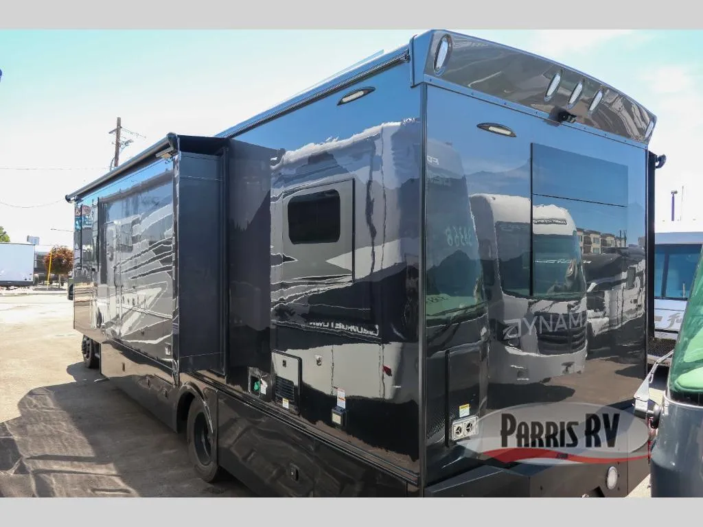 2027 Dynamax isata 6 31KS - Photo 2