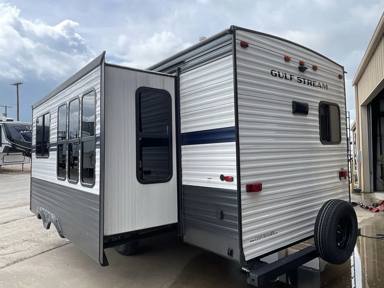 2023 Gulf Stream Kingsport Supreme 295SBW - Photo 4