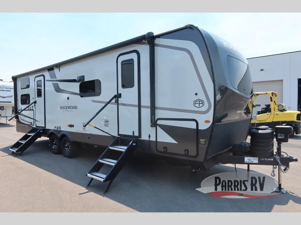 2027 Forest River Rockwood Ultra Lite 2706BH - Photo 2